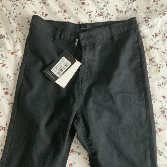 Pretty Little Thing Black Disco Fit Skinny Jean - Picture 2 of 2